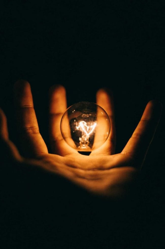 <span id="hs_cos_wrapper_name" class="hs_cos_wrapper hs_cos_wrapper_meta_field hs_cos_wrapper_type_text" style="" data-hs-cos-general-type="meta_field" data-hs-cos-type="text" >Yrittäjä, näin turvaat yrityksen toiminnan poikkeustilanteen keskellä</span>