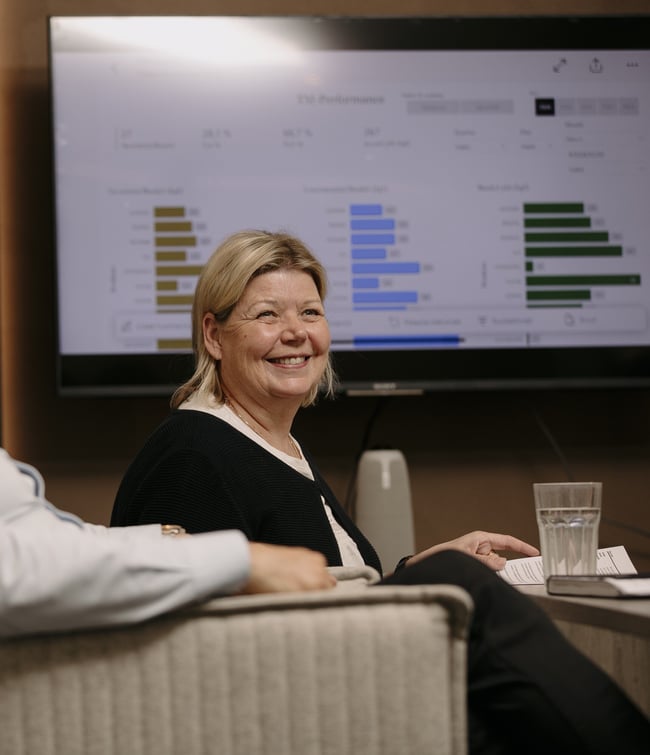 <span id="hs_cos_wrapper_name" class="hs_cos_wrapper hs_cos_wrapper_meta_field hs_cos_wrapper_type_text" style="" data-hs-cos-general-type="meta_field" data-hs-cos-type="text" >Esittelyssä Asiakaspalvelujohtajamme Nina Frank</span>